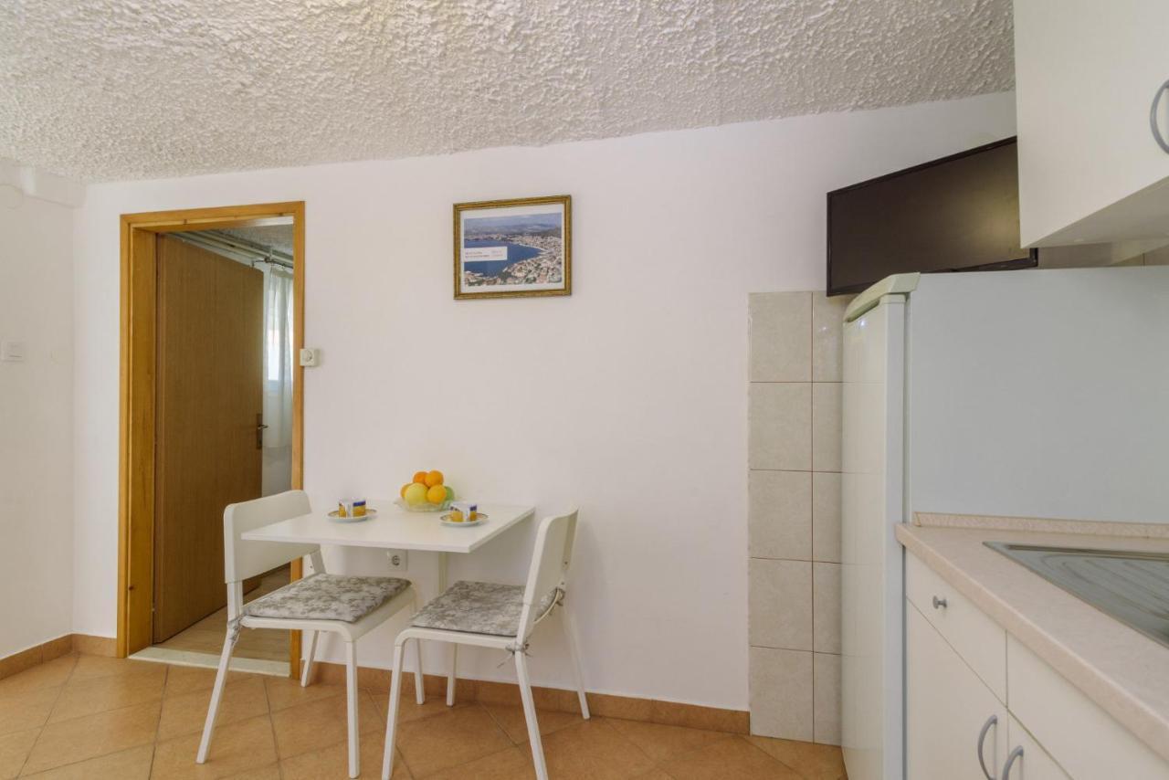 Apartments Meri Τρογκίρ Εξωτερικό φωτογραφία
